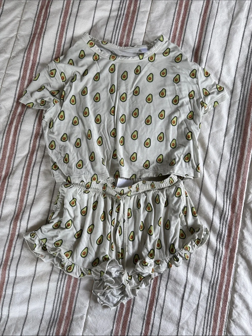 Silks Designs Avocado Print Pajama Set